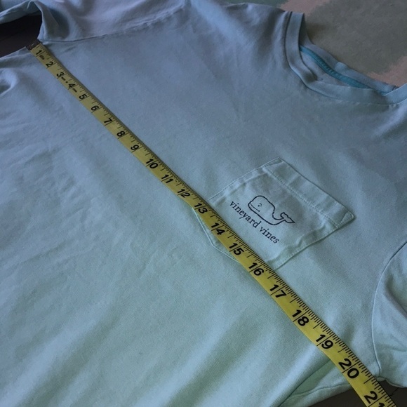 Vineyard Vines Long Sleeve Crewneck Whale Graphic T-shirt - Picture 8 of 9